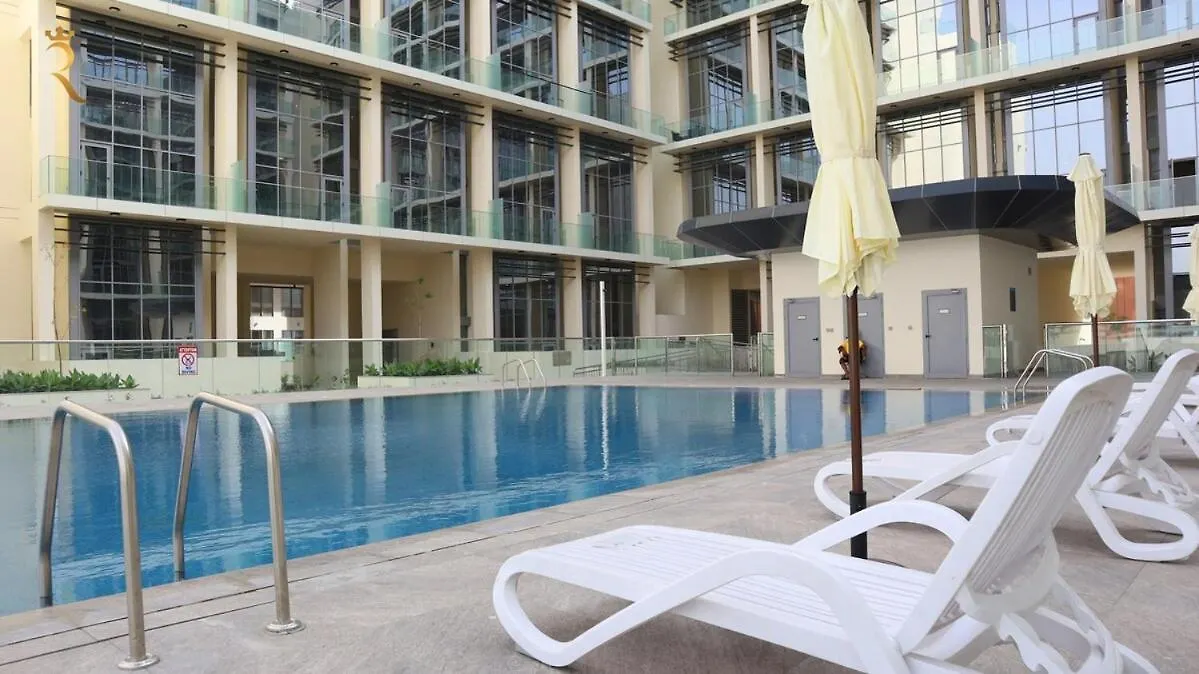 Appartamento Tranquil Masdar 2Br Pool And Free Parking Abu Dhabi 0*,