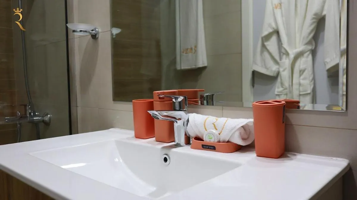 Appartamento Tranquil Masdar 2Br Pool And Free Parking Abu Dhabi Emirati Arabi Uniti